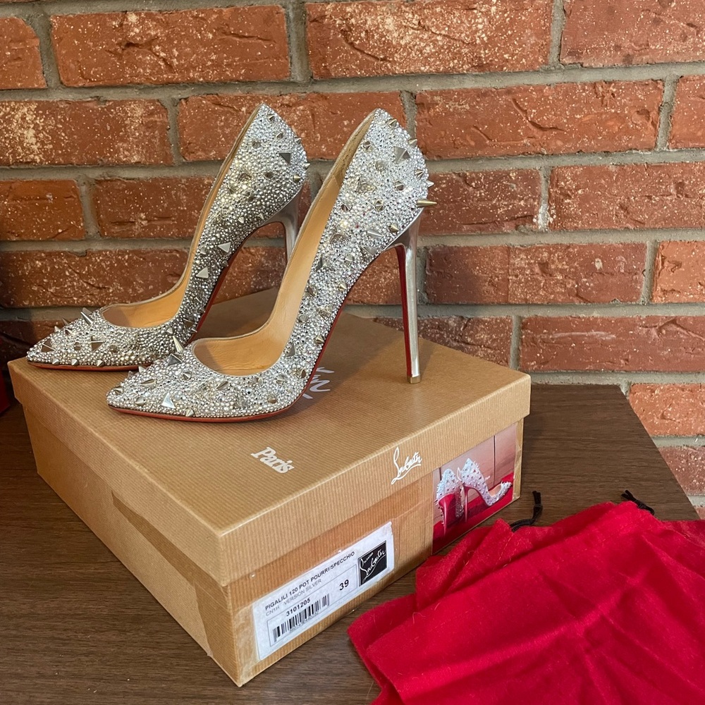 CHRISTIAN LOUBOUTIN
PIGALILI 120 POT POURRI/SPECCHIO, SILVER
